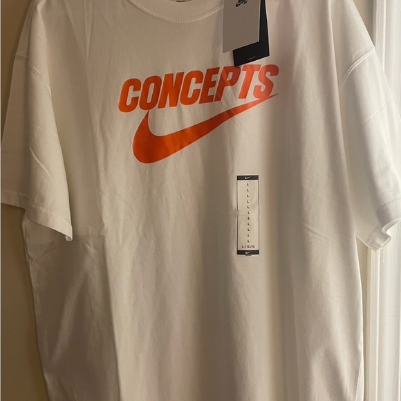 Nike SB x Concepts T-Shirt Size “L” loose fit - Picture 3 of 9